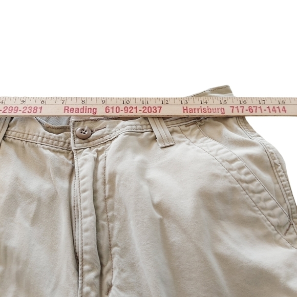 Levi's Mens Squad Cargo Shorts Size 32 Khaki Double Flap Back Pockets Hiking - Picture 11 of 16